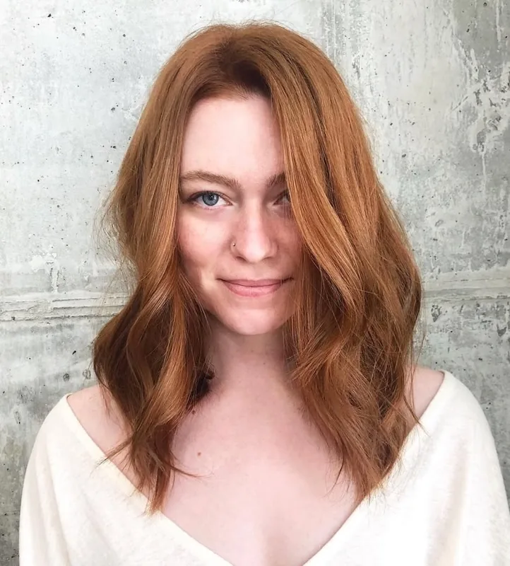 Rich copper red in a smooth polished lob.